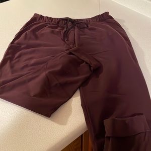 Lululemon pants